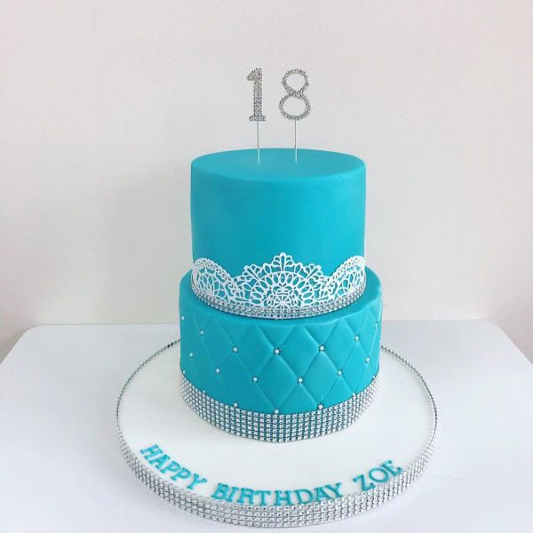 Bánh sinh nhật 18 tuổi xanh dương