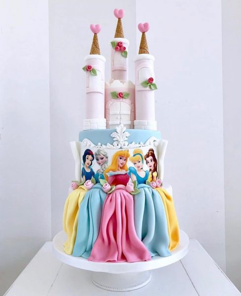 bánh sinh nhật dễ thương các công chúa