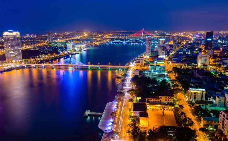 Hình nền thành phố về đêm ở Đà Nẵng Việt Nam